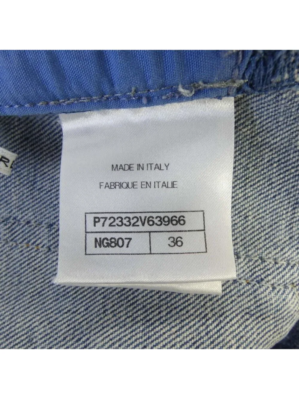 Chanel Jeans Blue